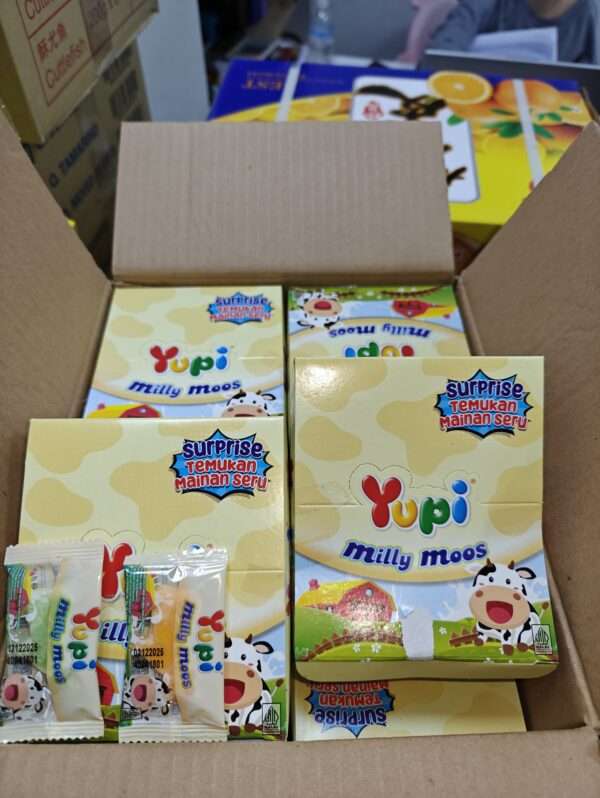 [ 6g x 24pkt ] Yupi Milky Moo [ Halal ]