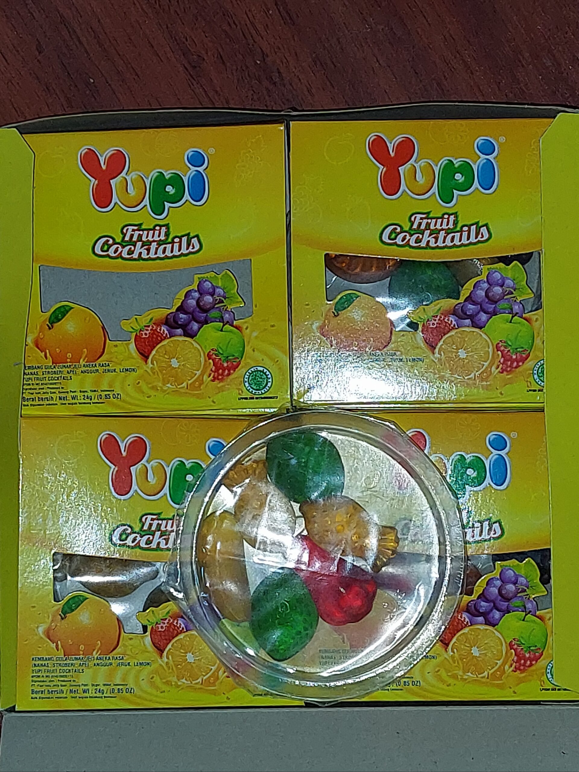 Yupi Fruit Cocktails 24g x 12pkt